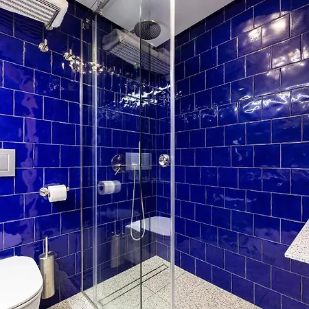 On The Square Hotel 4*