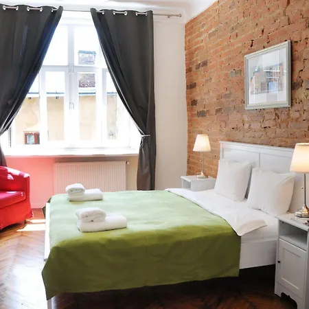 On The Square 4* Lviv