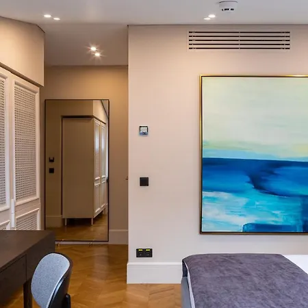 On The Square Szálloda Lviv