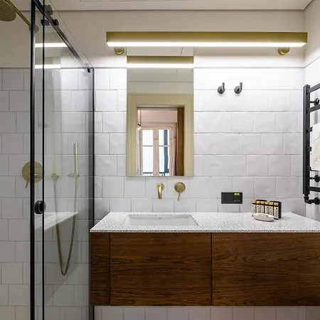 On The Square Szálloda