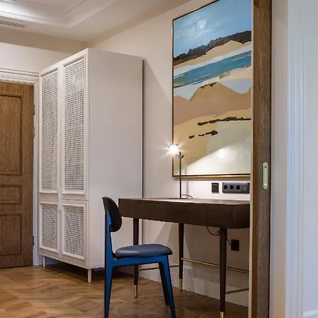 ホテル On The Square