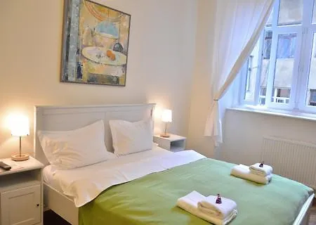 On The Square 4* リヴィウ