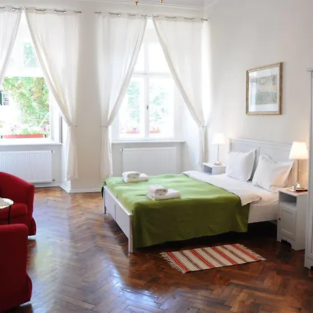 On The Square 4* Lviv