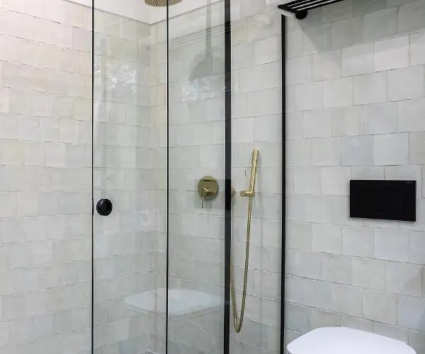 Hotel On The Square Leopoli