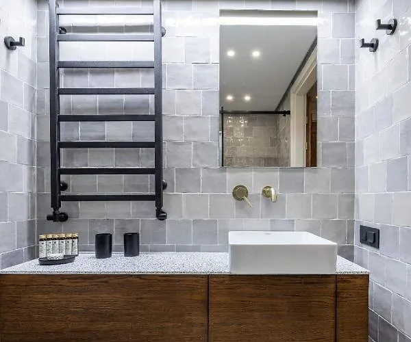 On The Square Hotel Leopoli