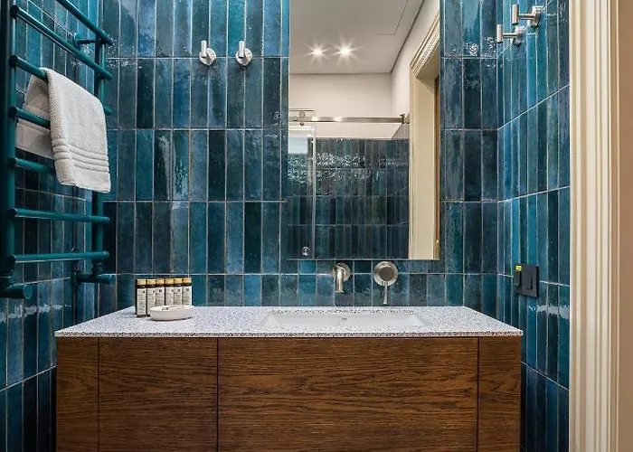 On The Square 4* 리비프