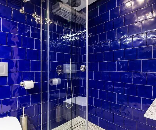 On The Square Hotel 4*