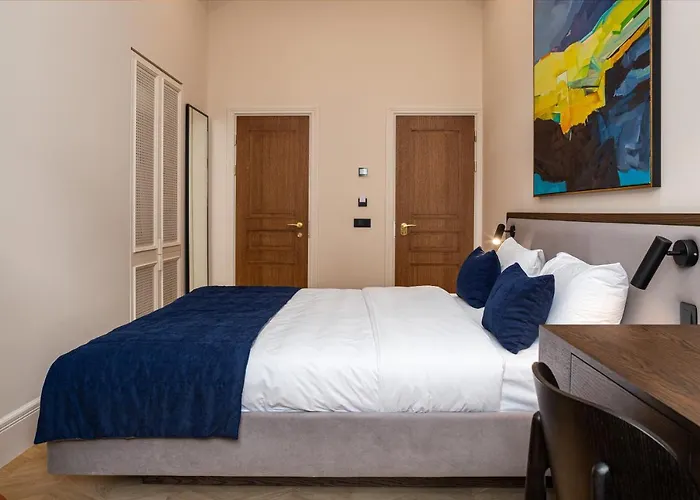 On The Square 4* Lviv