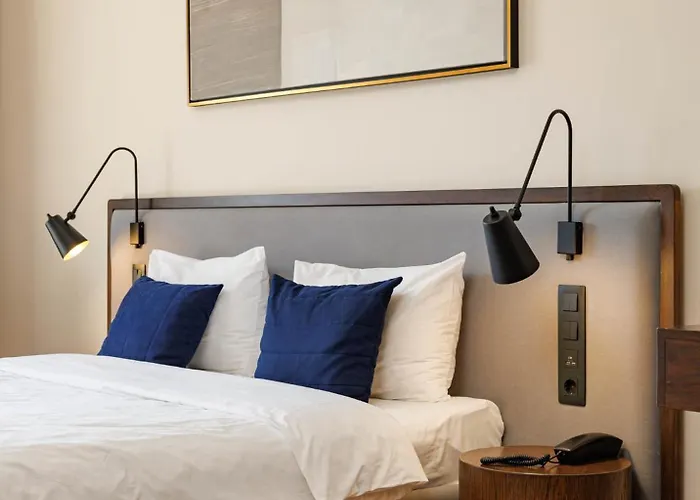 On The Square Hotel 4*