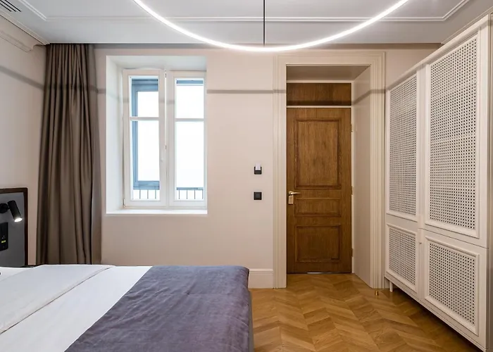 On The Square Hotel Lviv