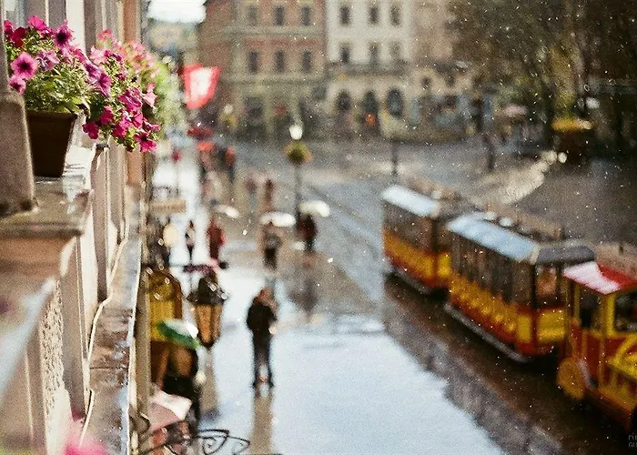 On The Square 4* Lviv